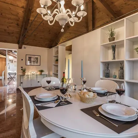 Ca' Del Monastero 9 Collection Spacious Up To 5 Guests Διαμέρισμα Βενετία